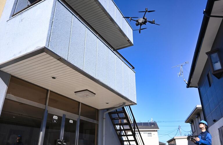 ドローン屋根点検・外壁点検・赤外線点検はロジックへ